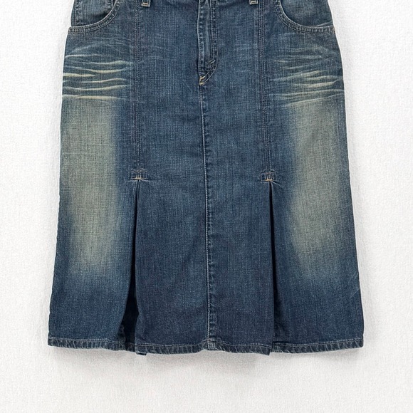 LEVIS Vintage Y2K Denim Skirt Women 28 Blue Pleated Midi Distressed USA Made - Picture 6 of 14